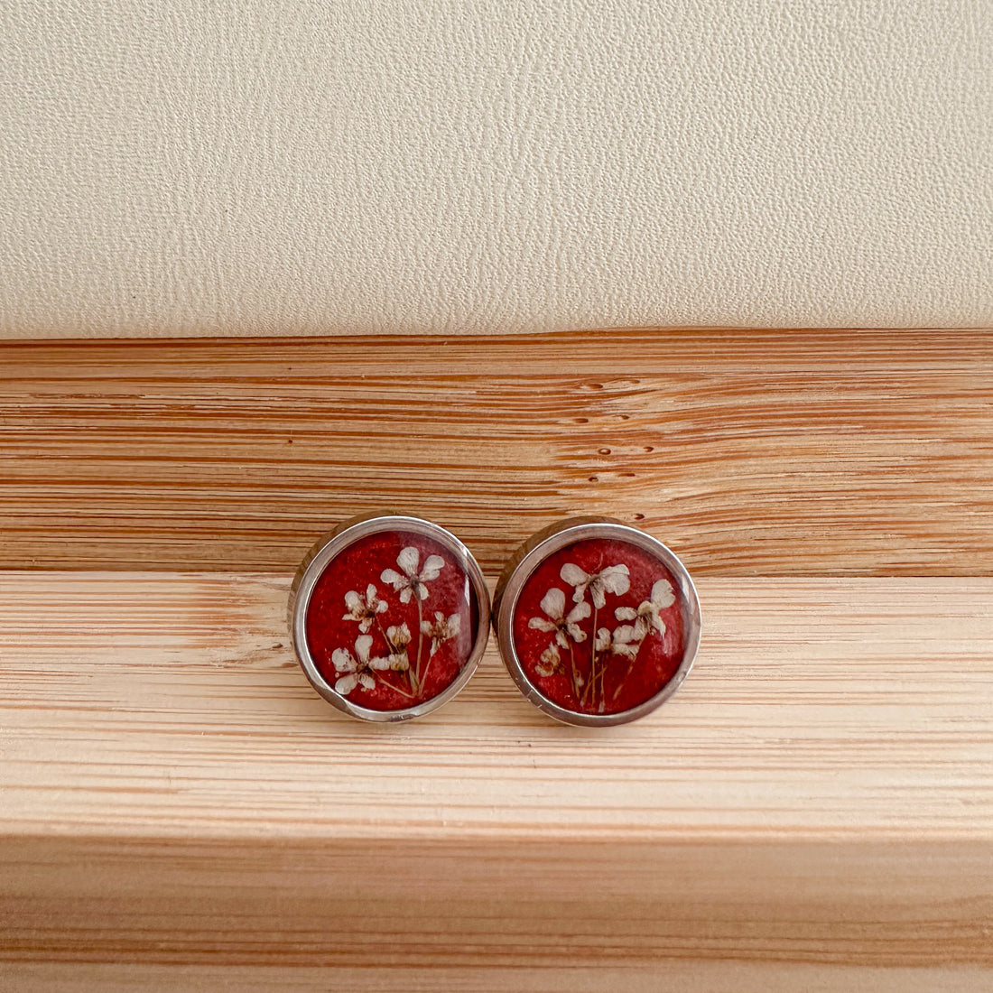 Brinco renda de rainha - vermelho