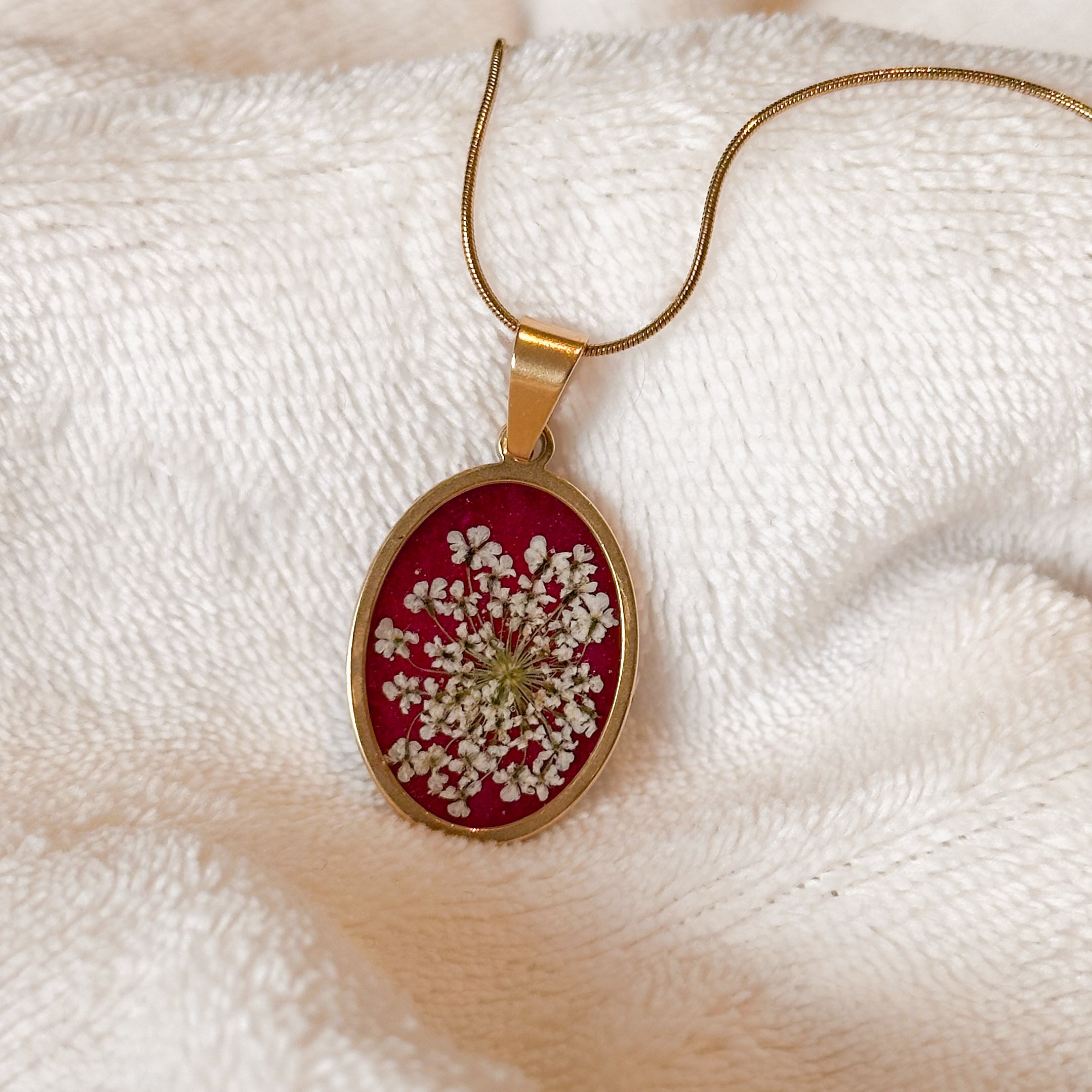 Colar renda da rainha - vinho