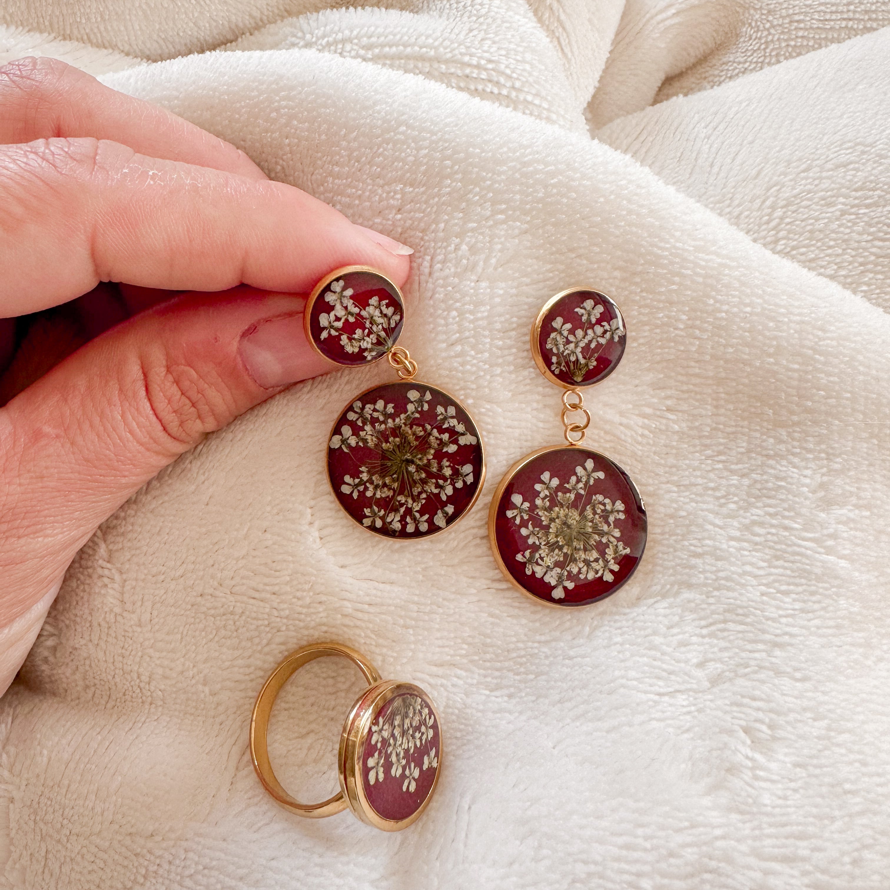 Brinco renda da rainha - vinho